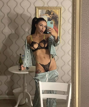 Анкета проститутки Милана - город Переяслав, 23 года, №2421